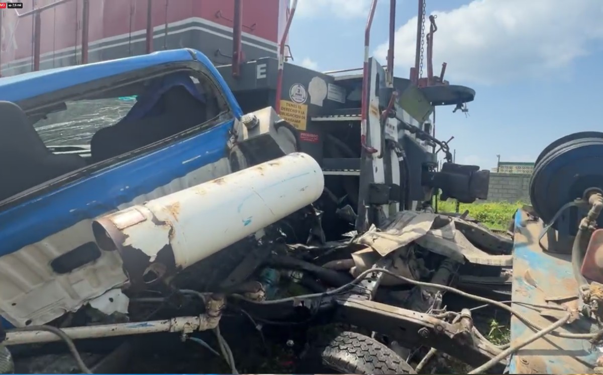 Choca pipa de gas contra tren en Altamira. |  Captura de  pantalla: Bombero Voluntarios
