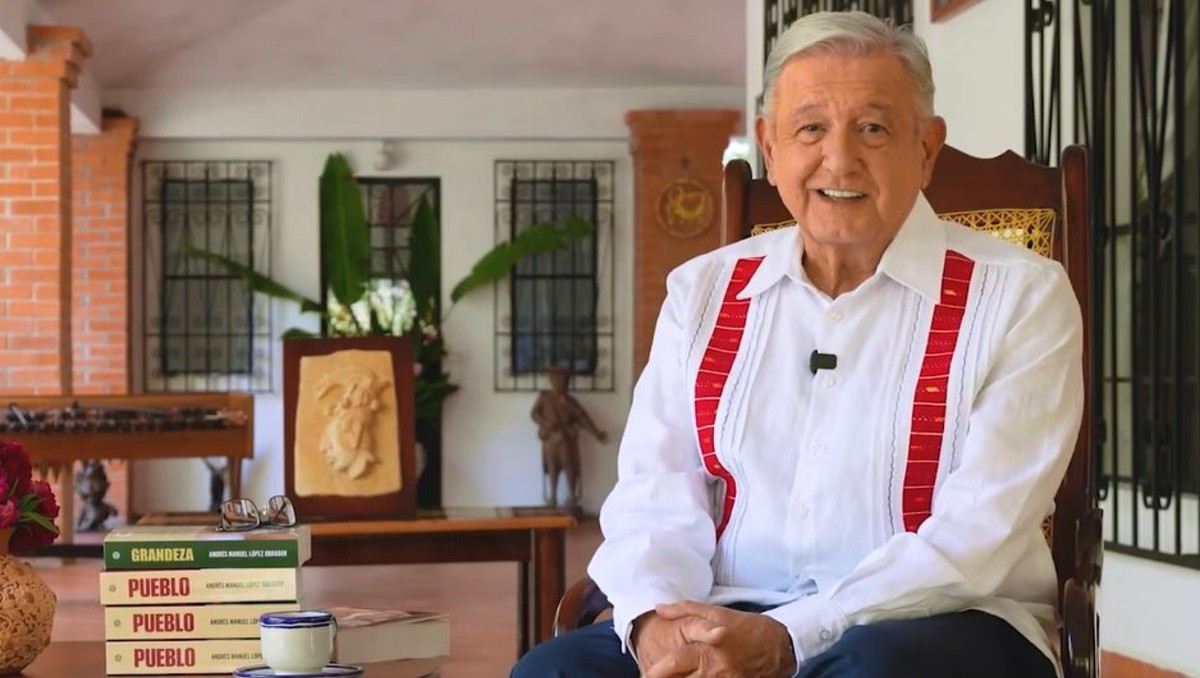 El expresidente anunció nuevo libro. |Captura
