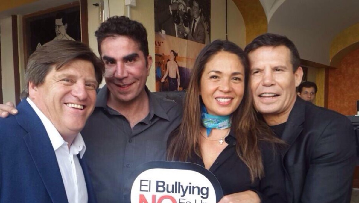 Julio César Chávez dedica emotiva despedida a Jorge Kahwagi (Instagram @jcchavez115)