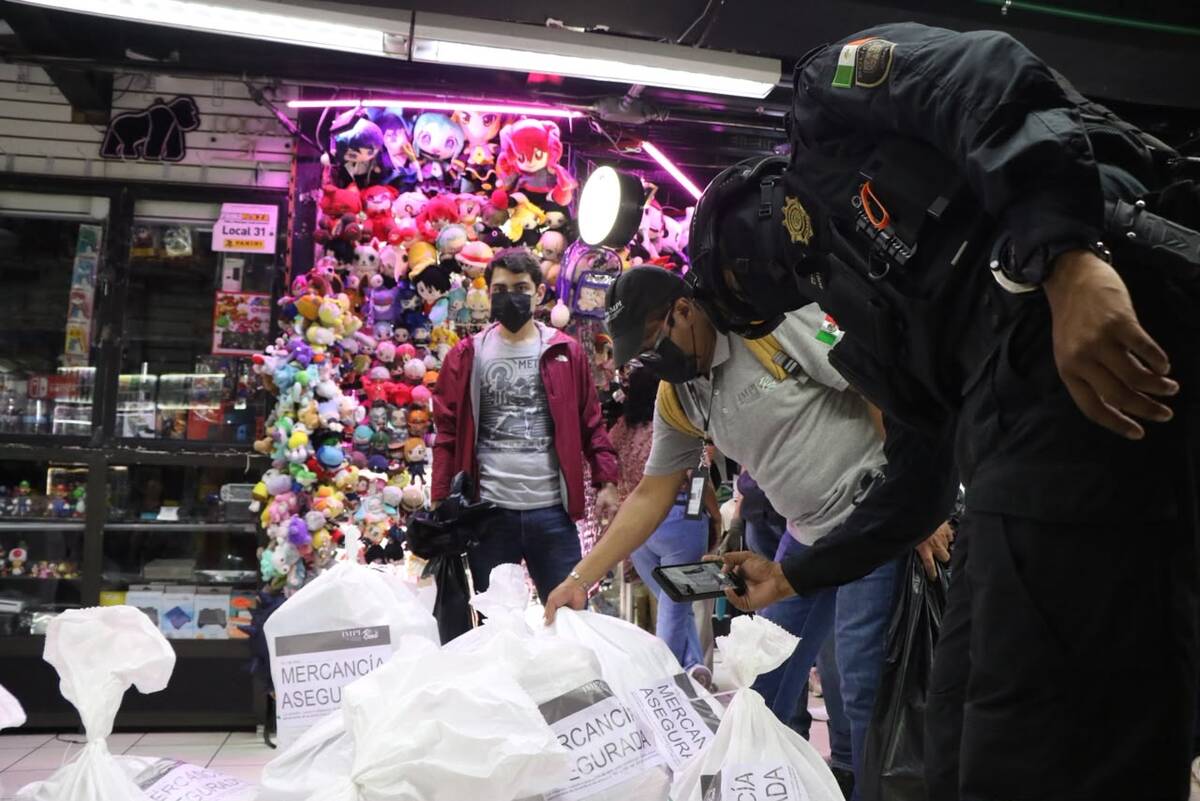Operativo “Operación Limpieza” llega a la Frikiplaza: aseguran 477 productos. | Especial