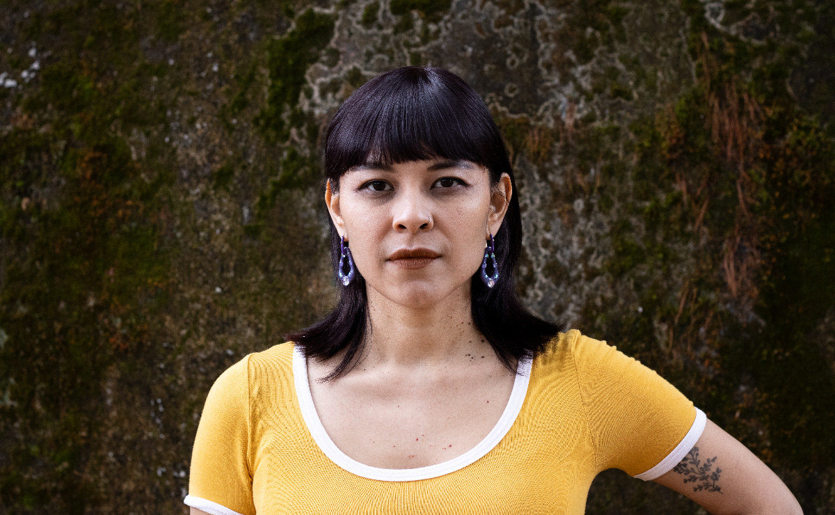 Iveth Luna Flores, poeta mexicana. (Cortesía: Sexto Piso | @pliplila)