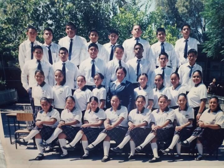 La maestra Edith dejó una huella en sus alumnos a través de los libros y la poesía.. | Foto: Miriam Rodríguez.