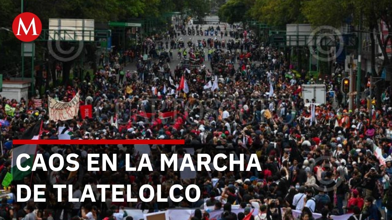 Manifestación cierra Eje Central; 14 mil personas bloquean paso al Zócalo