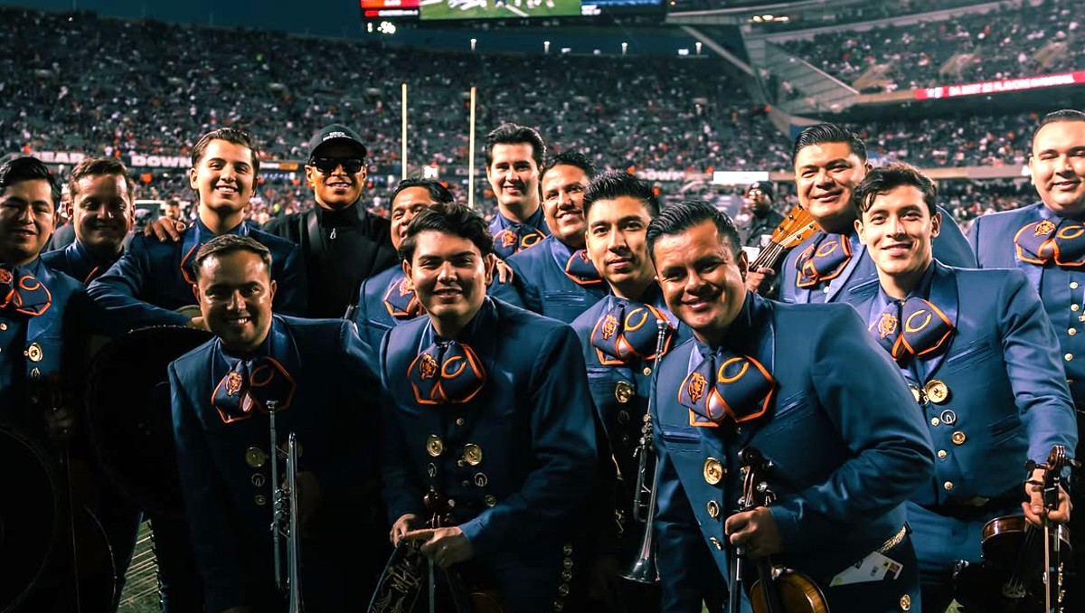 Mariachi interpreta himno de EU en la NFL y recibe críticas. | FOTO: Mariachi Herencia de México