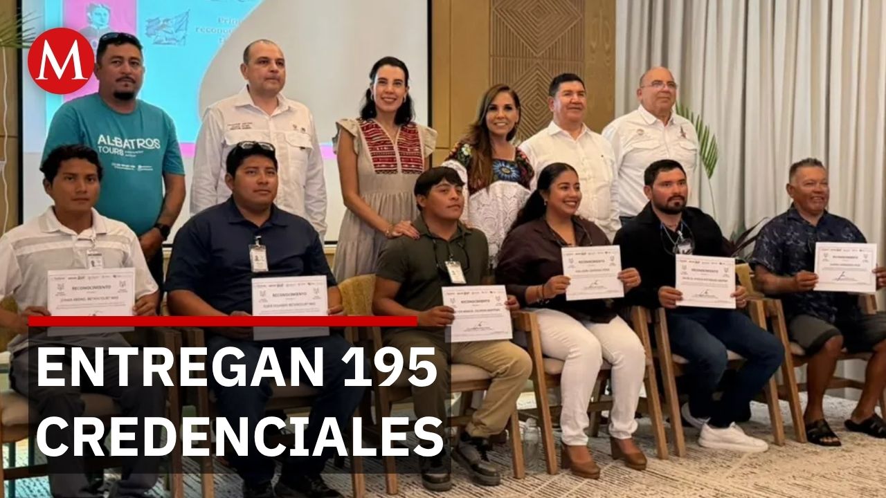 Tulum ordena turismo: entregan primeras 195 credenciales a prestadores de servicios