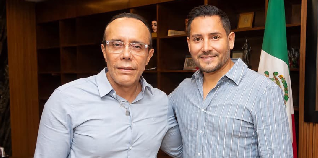 Alexis Nucamendi Gómez (exalcalde) y Jorge Lorenzo Lara Cordero, alcalde de Suchiapa. | Especial