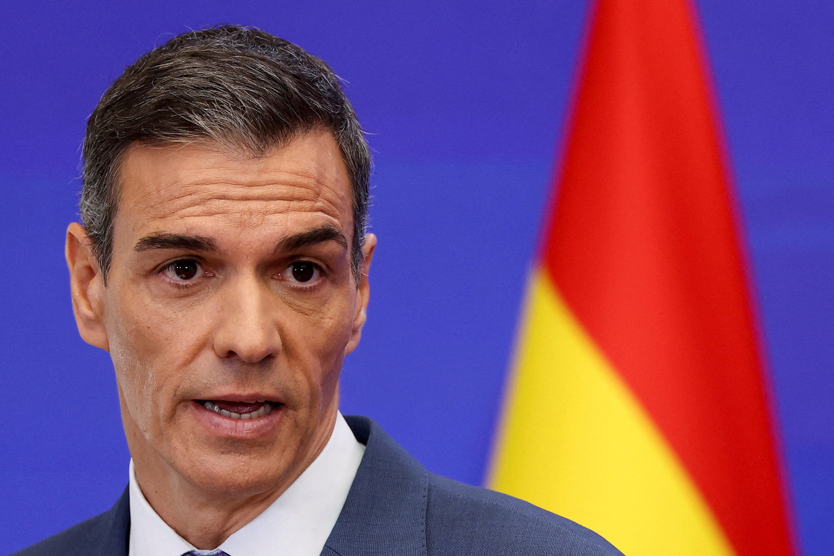 El presidente del Gobierno español, Pedro Sánchez, habla en una rueda de prensa previa al receso estival en el Palacio de la Moncloa. | Reuters