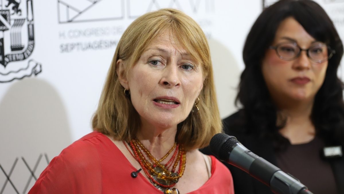Tatiana Clouthier acusó a Morena de traición por designar a Clara Luz Flores.  Foto: Luis Guerra