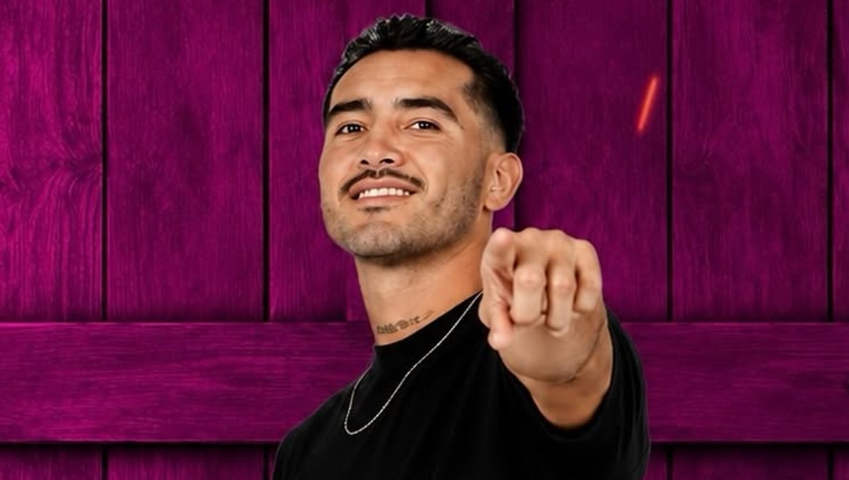 Conoce más sobre la carrera del participante. | Especial