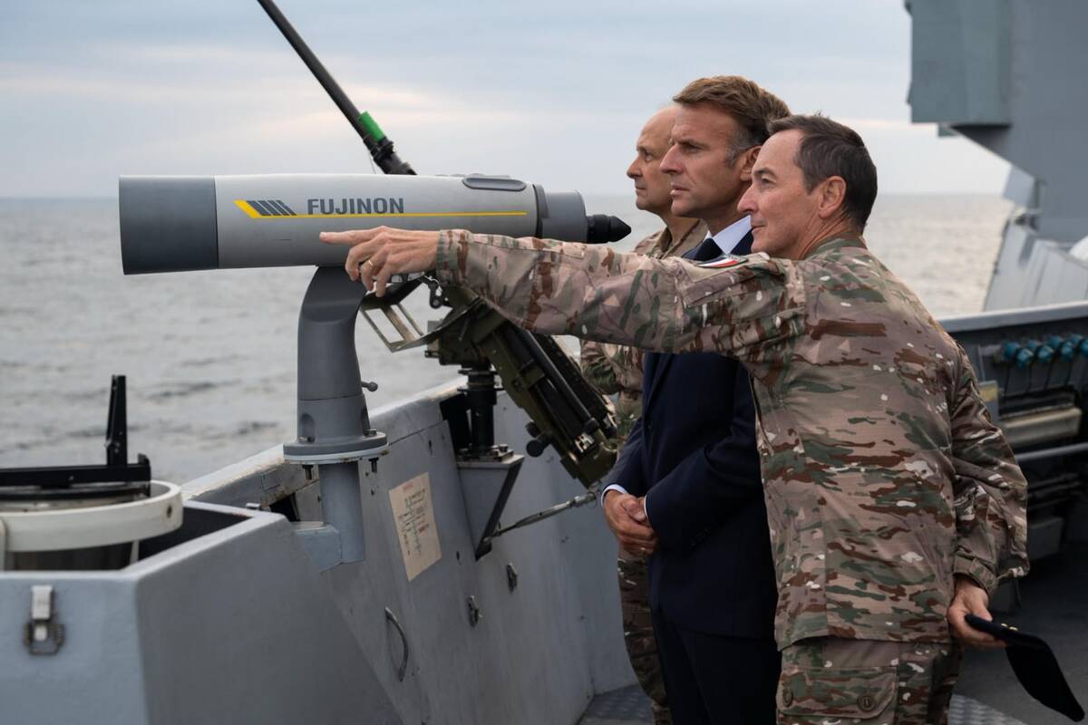 Emmanuel Macron lanza misil desde submarino nuclear | Foto: EFE