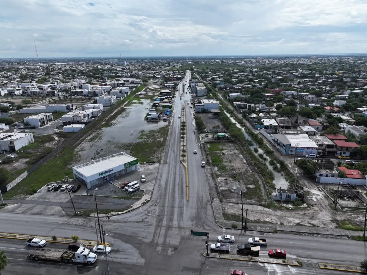 El nivel del agua comenzó a disminuir en diferentes sectores de Matamoros después de las lluvias registradas durante la noche.