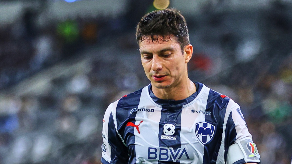 Stefan Medina se somete a estudios tras golpe recibido en partido ante Toluca (Imago7)