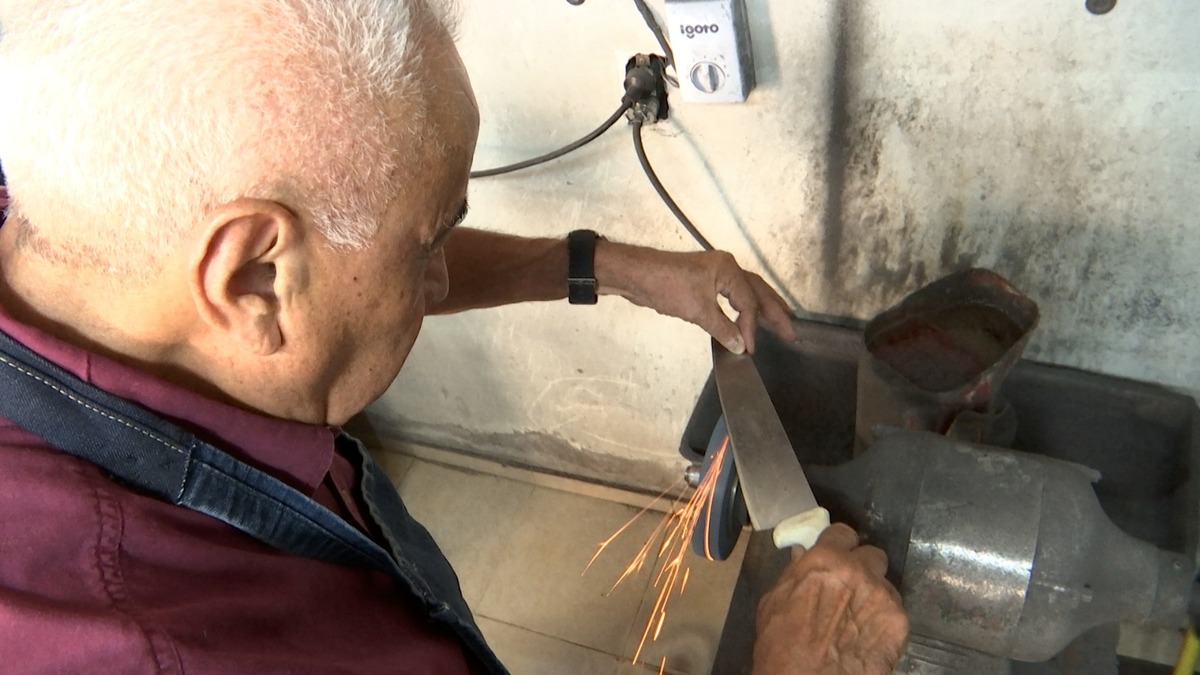 El afilador tradicional fue, por excelencia, un artesano nómada. | Foto: Erick Rivas