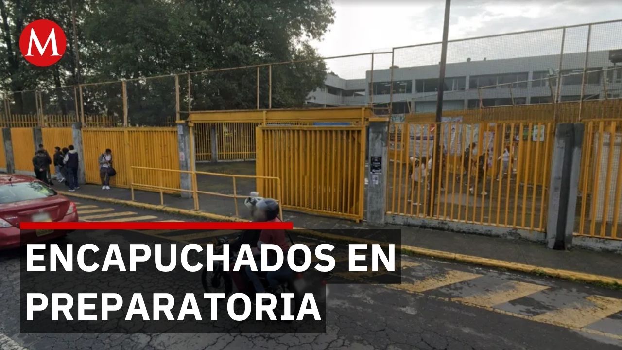 Encapuchados toman la Preparatoria 1 y exigen destitución de un profesor