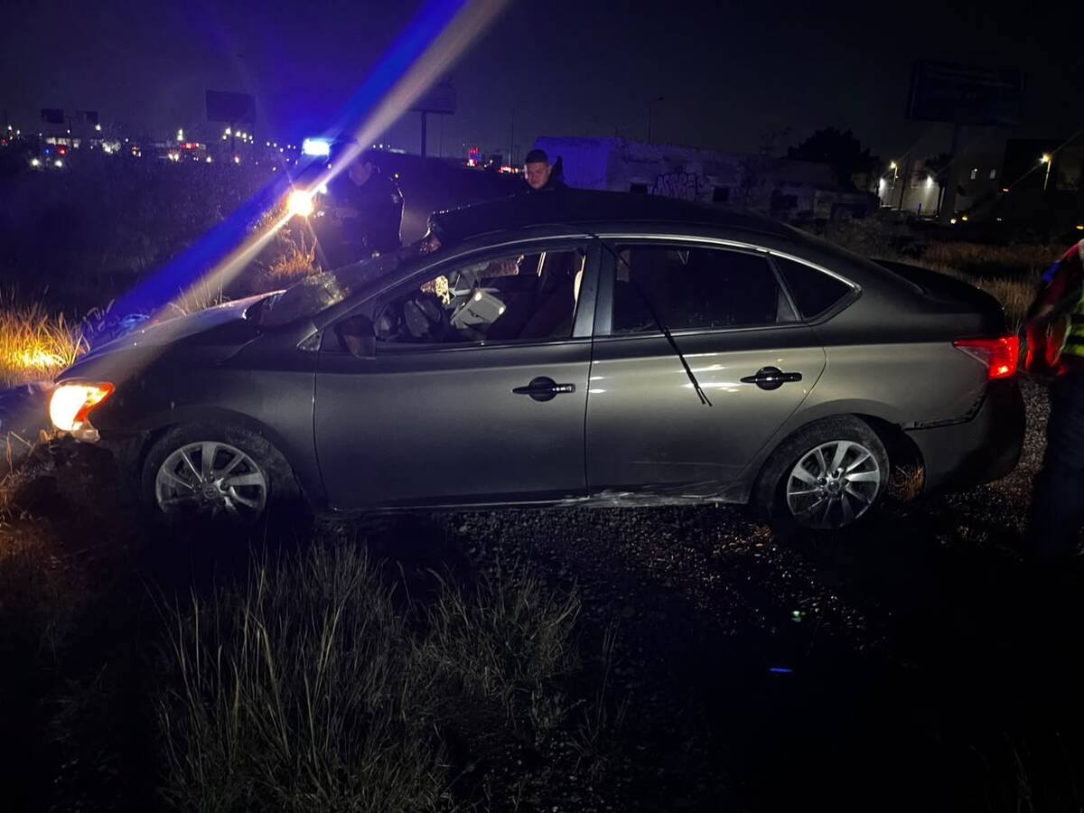 El accidente ocurrió en el kilómetro 16, a la altura del puente Paso del Águila.| MILENIO Policía.