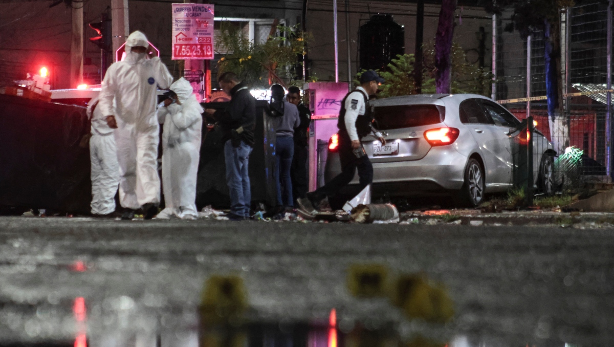 Asesinan a conductor de un Mercedes Benz en San Bartolo, Puebla | EsImagen