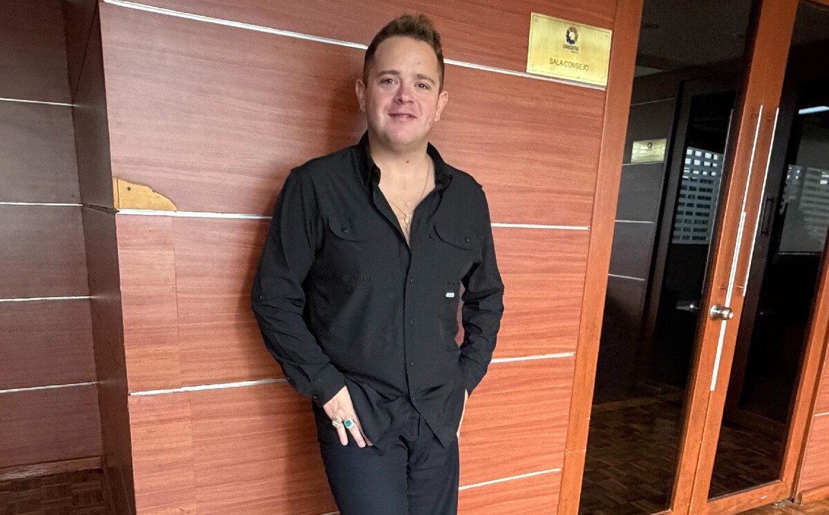 El cantante invirtió un año de su vida en la preparación de este show.