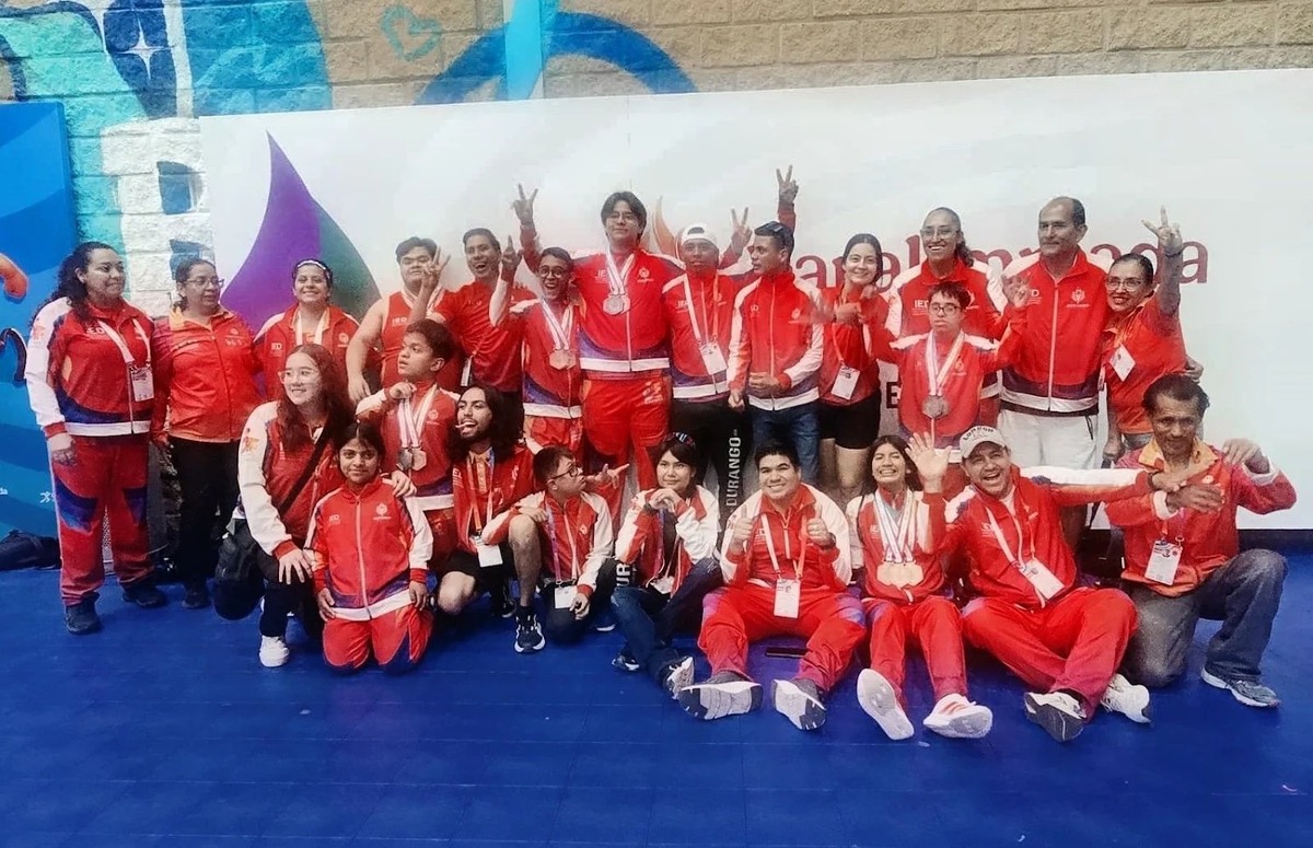 Delegación de Durango en Paralimpiada Nacional. | Foto: Cortesía IED