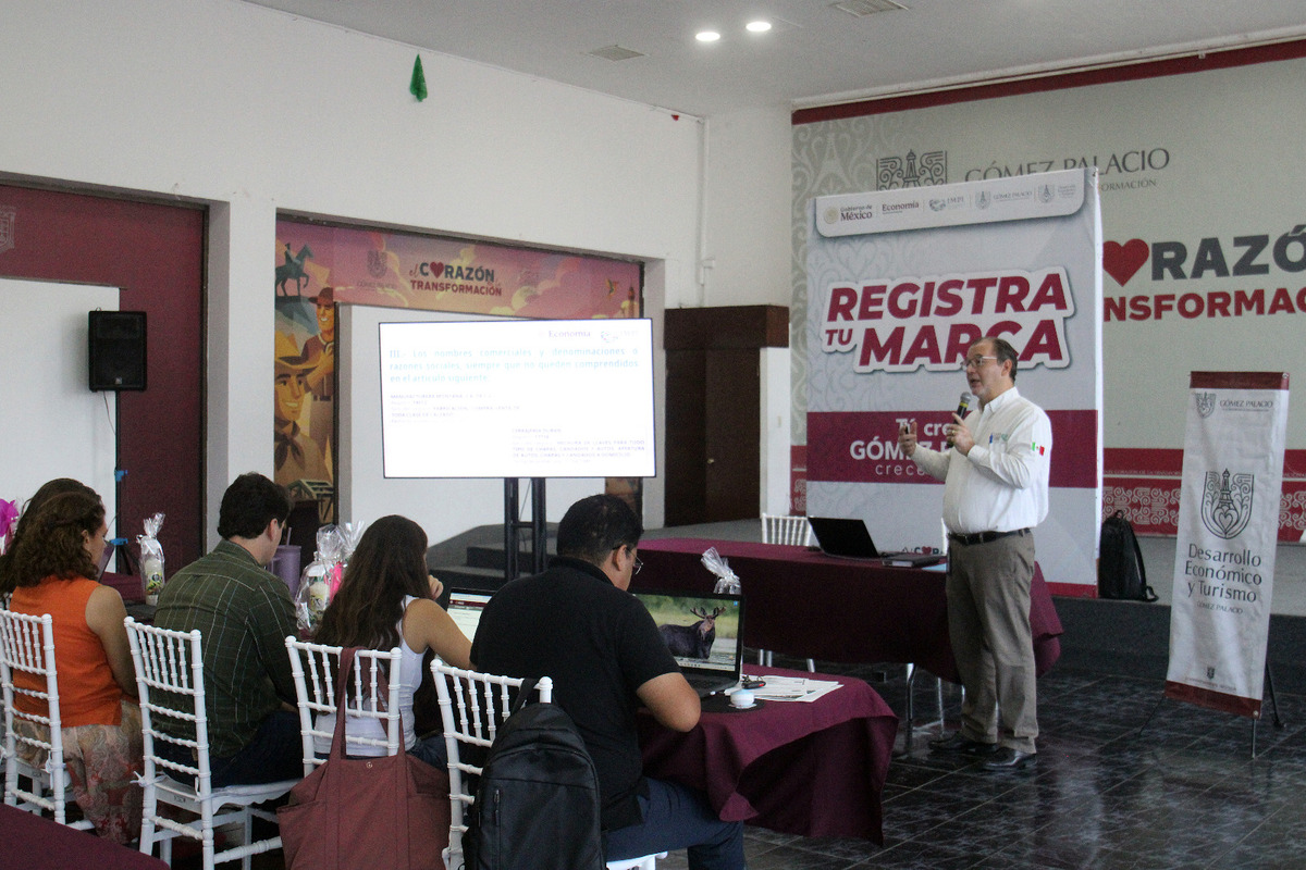 Gómez Palacio ofrece 90% de descuento en registro de marcas. | Foto. Rolando Riestra.