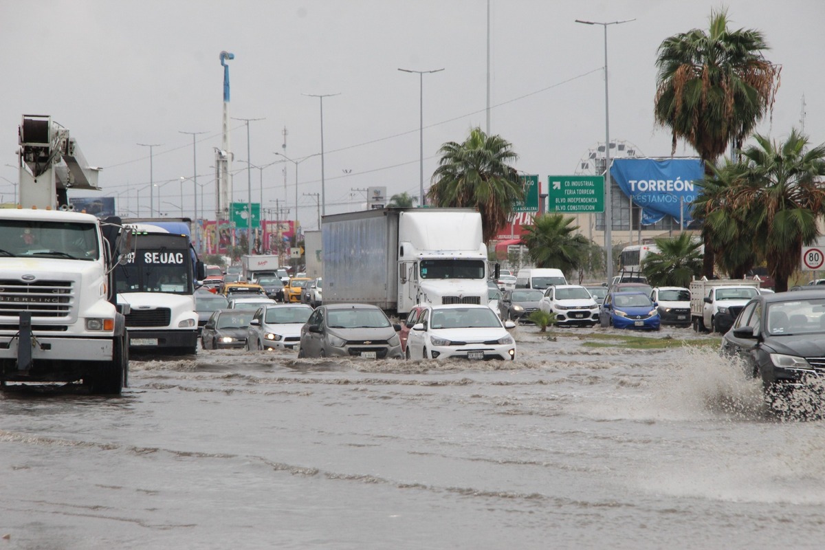 Lluvias en Torreón. | Foto: Roberto Amaya