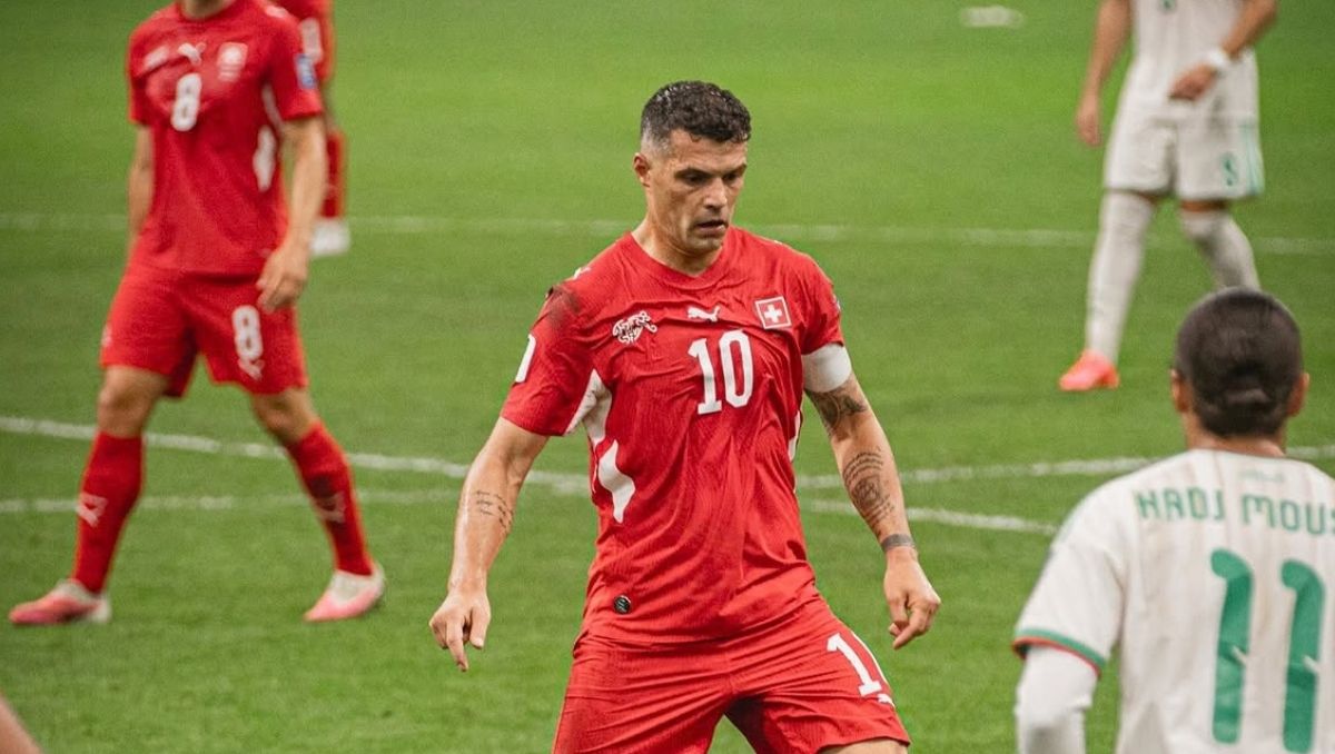 Xhaka es multado en Suiza por falsificar un certificado covid (Instagram @granitxhaka)