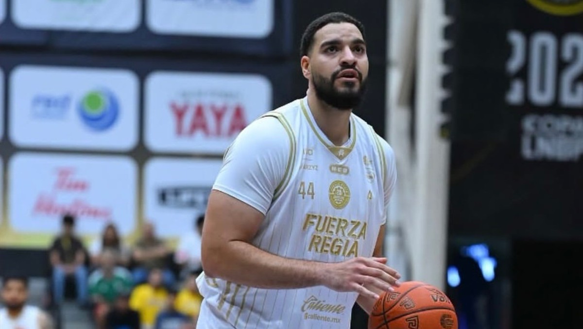 Joshua Ibarra lidera puntos y rebotes ofensivos en la LNBP (Instagram @fuerzaregia)
