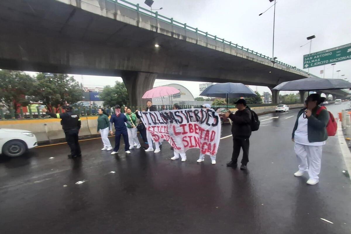 Reportan circulación lenta en el Viaducto Bicentenario, a la altura del parque Naucalli; automovilistas deben tomar precauciones. | Carlos Zaid