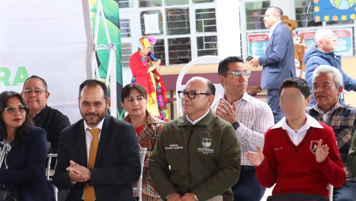 Zinacantepec entregó dos aulas nuevas en San Juan de las Huertas y el barrio de La Veracruz. | Foto: Especial