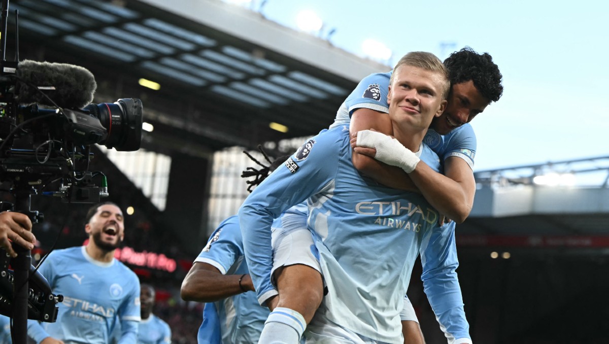 Manchester City golea al Liverpool en la Premier League (AFP)