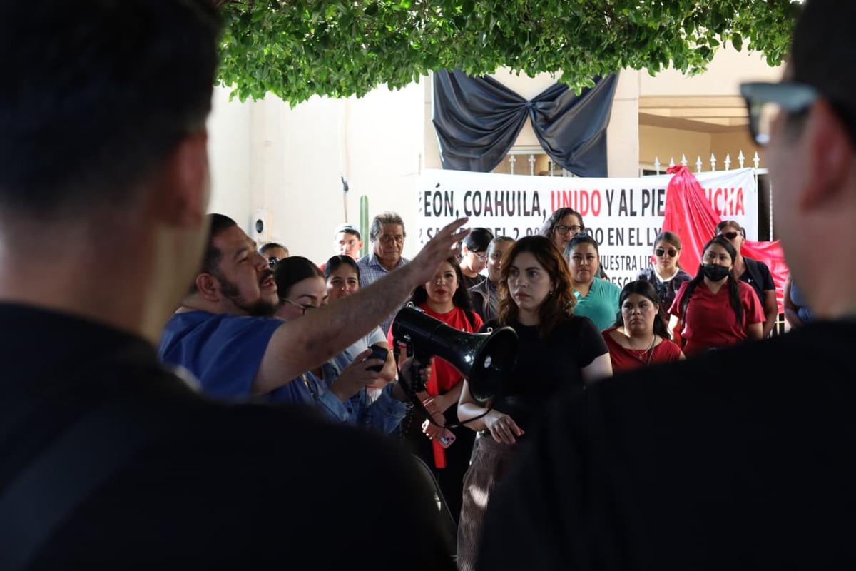Manifestación trabajadores del IMSS Torreón. | Foto: Verónica Rivera