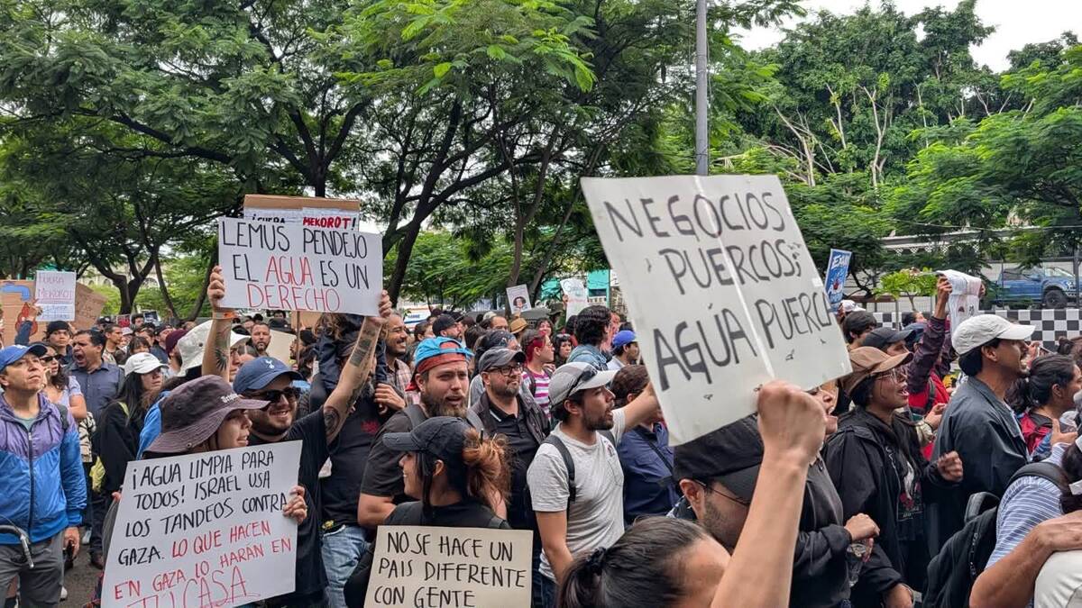 Morena exigió la liberación de los ciudadanos detenidos por la policía de Jalisco. | Especial