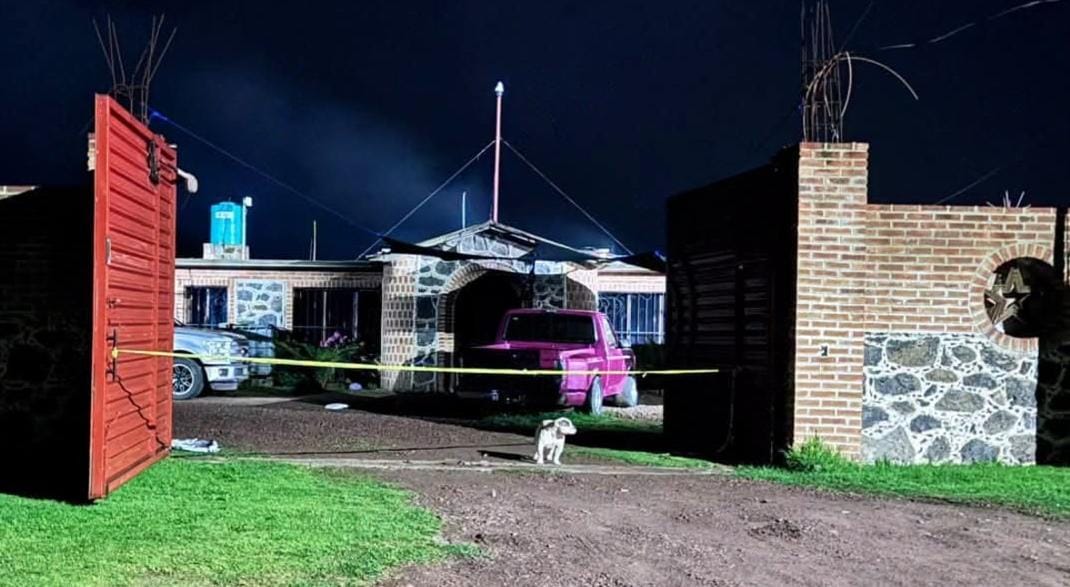 Hallan a tres personas sin vida tras incendio en vivienda de Tepeapulco, Hidalgo. (especial)