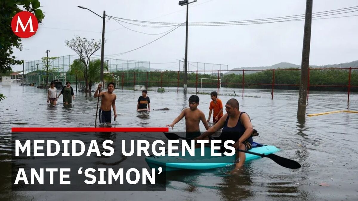 Huracán Simón en Jalisco: evacúan hasta 6 mil personas y mantienen alerta por marea de tormenta