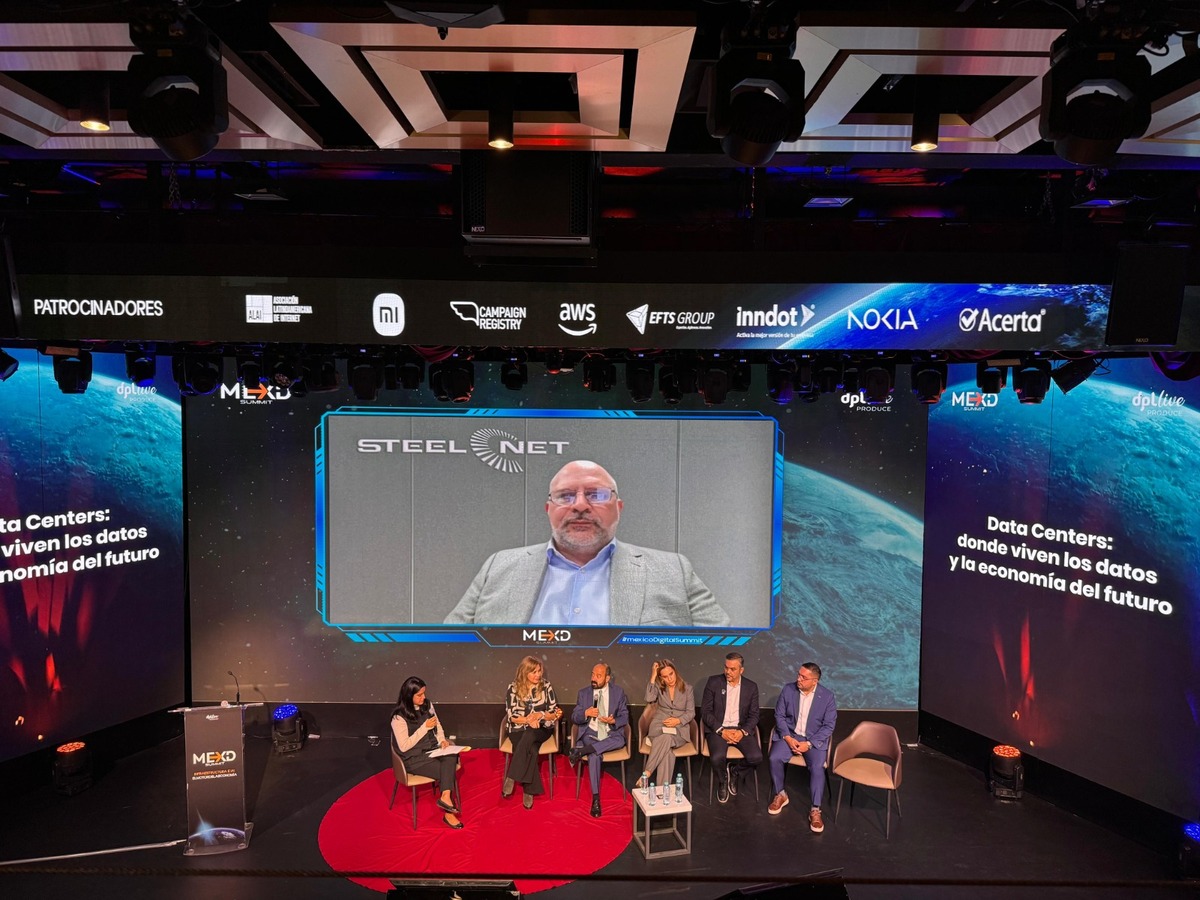 Líderes tecnológicos coincidieron en que la conectividad es la base para el desarrollo de la economía digital en México.  | Foto: Especial