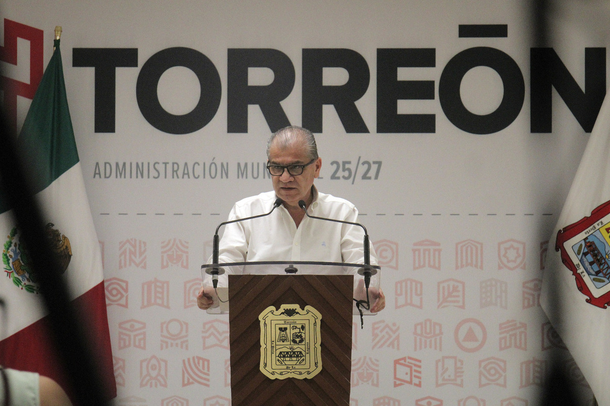 Alcalde de Torreón reordena recursos a servicios básicos en 100 días.| Rolando Riestra.