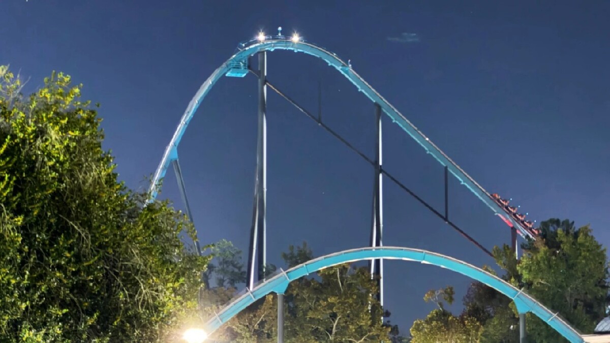 Un hombre murió en la montaña rusa Goliath de Six Flags | AP