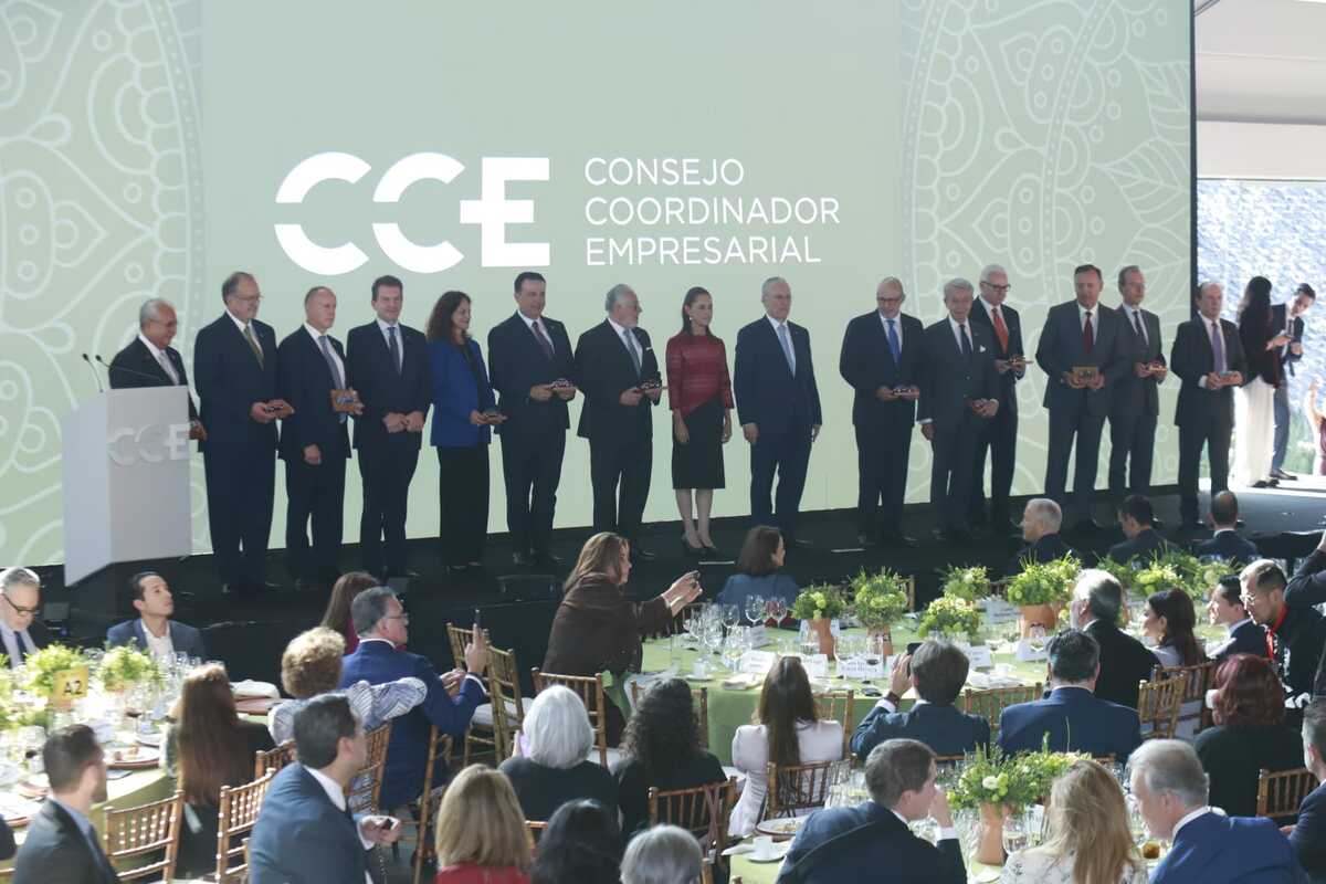 La Presidenta asistió al 50 aniversario del Consejo Coordinador Empresarial (CCE). | Foto: Juan Carlos Bautista
