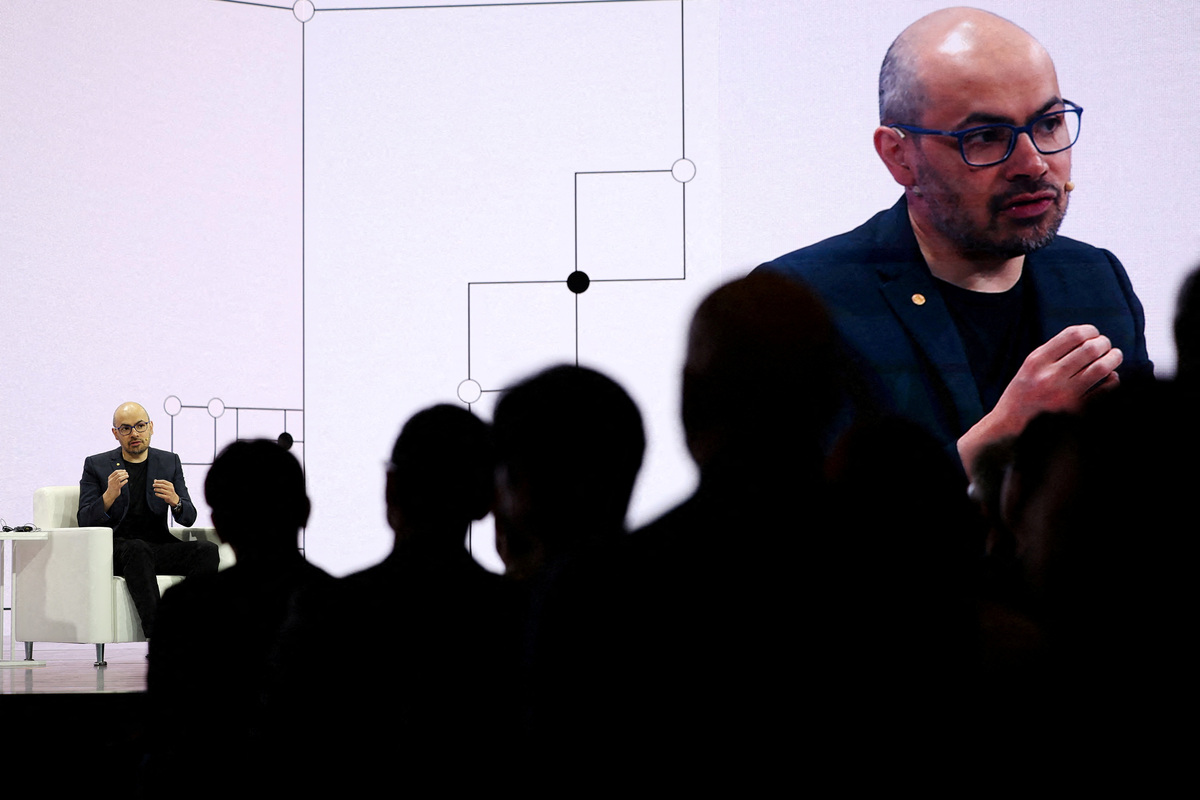 IA podría causar "incidentes graves" en uno o dos años, advierte CEO de Google DeepMind
