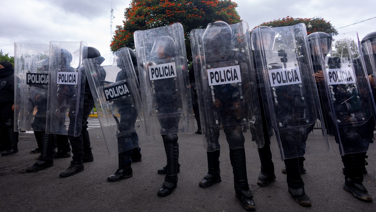 Jalisco investiga el actuar de la policía en la mega marcha del agua el 11 de octubre (Farid Santos)