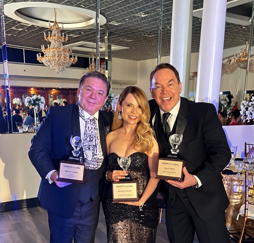 Marisol Castillo recibe premio por segundo año consecutivo en los América Global Awards en Houston. (Cortesía)