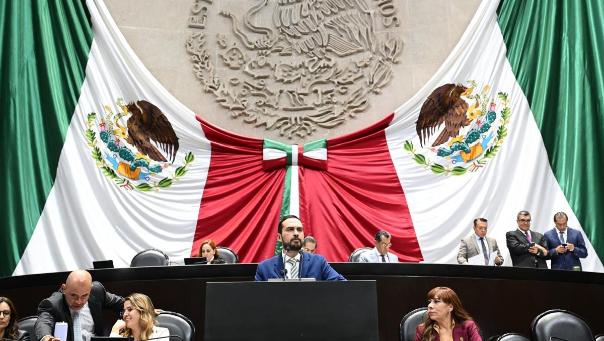 Alan Márquez cuestiona la deuda pública y propone beneficios fiscales  | Coresía