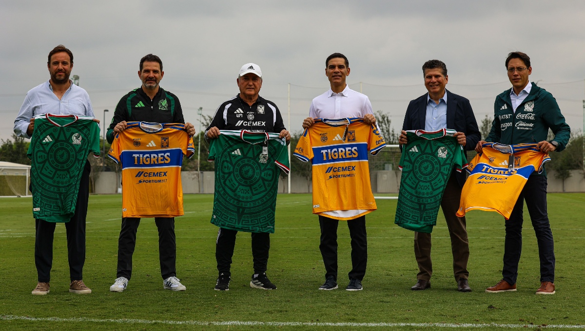 Rafael Márquez, entrenador de la Selección Mexicana, visita el entrenamiento de Tigres (X @TigresOficial)