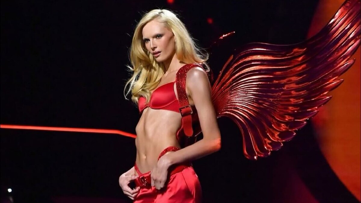 Alex Consani, modelo de Victoria's Secret | Instagram