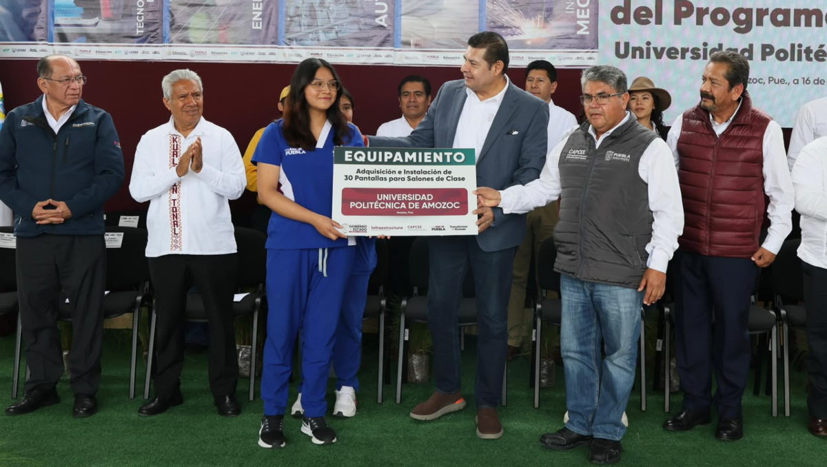 Armenta lleva obra comunitaria y recursos para Amozoc, Puebla | Gobierno de Puebla