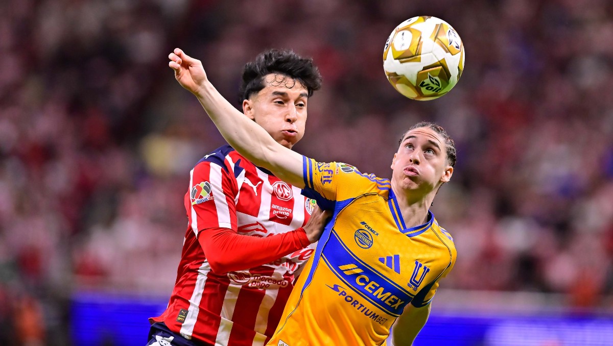 Chivas y Tigres han protagonizado apasionantes partidos en los últimos tiempos (Mexsport)