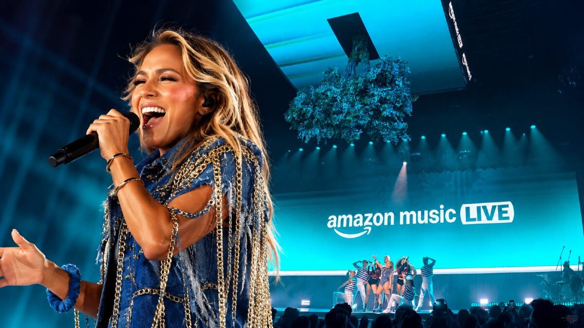 Fey estrena Amazon Music Live | Omar A. G. Pardavé