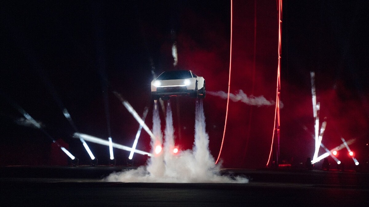Nuevo Tesla Roadster | X