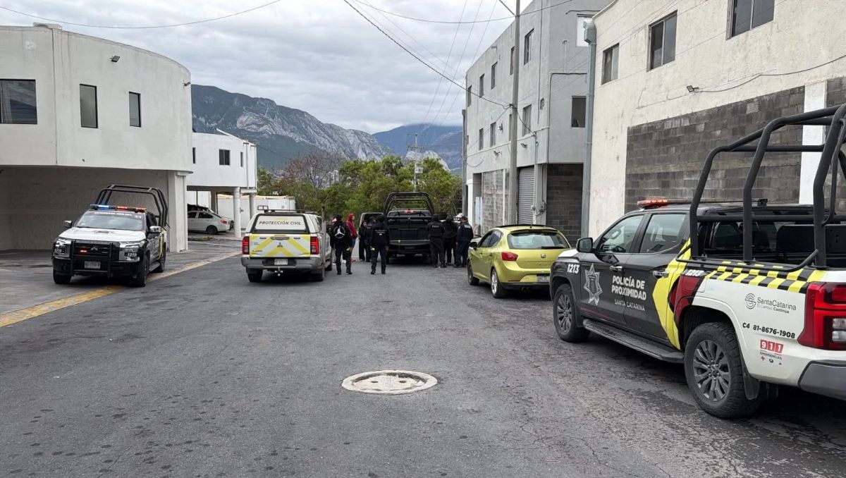 Elementos de seguridad de Santa Catarina se percataron de la agresión física. | Agustín Martínez