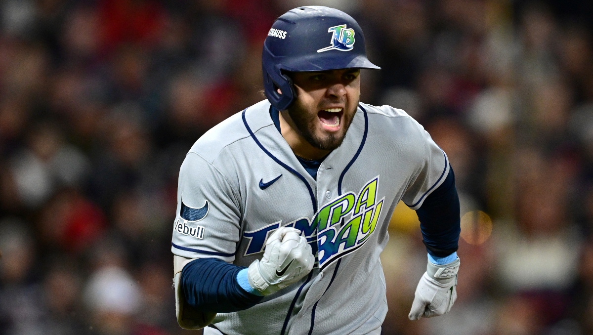 Jonathan Aranda impulsa victoria de Rays sobre Guardians para igualar la Serie de Campeonato (Reuters)