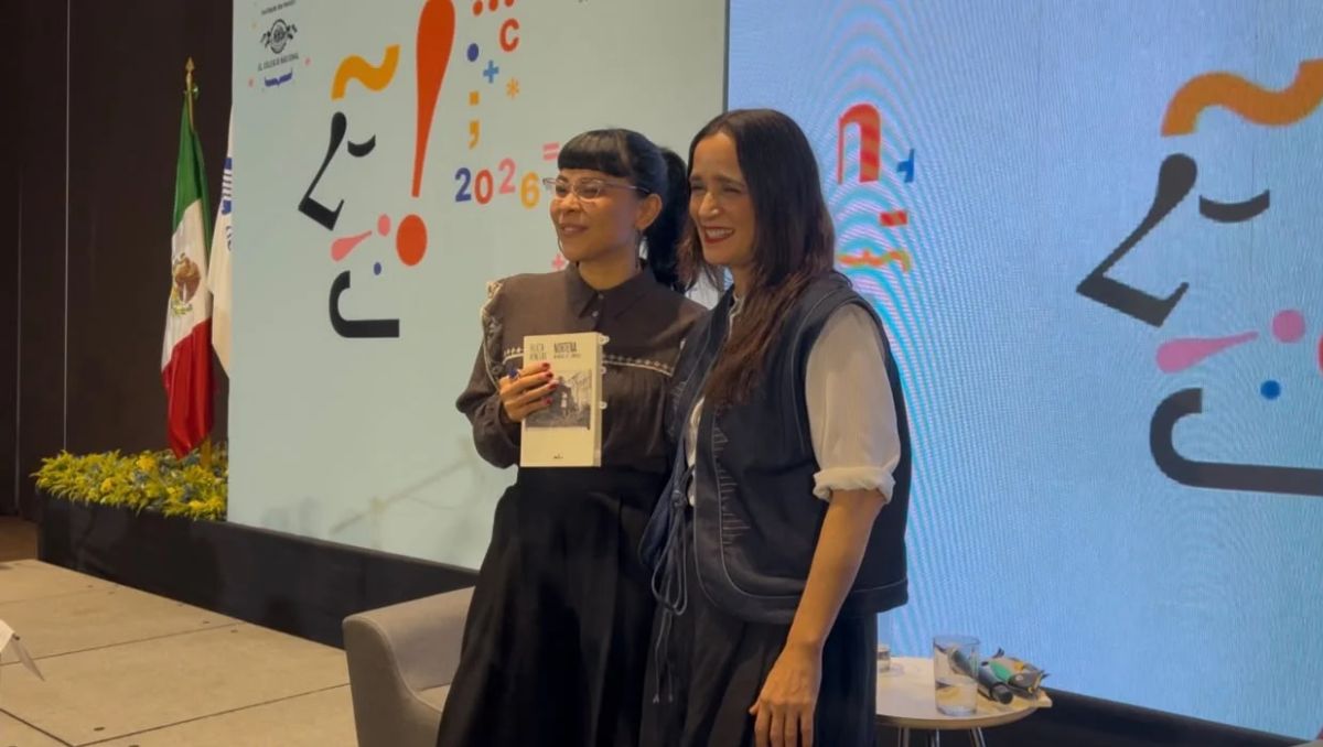 Julieta autografió 150 ejemplares de  su libro. | Ileana González